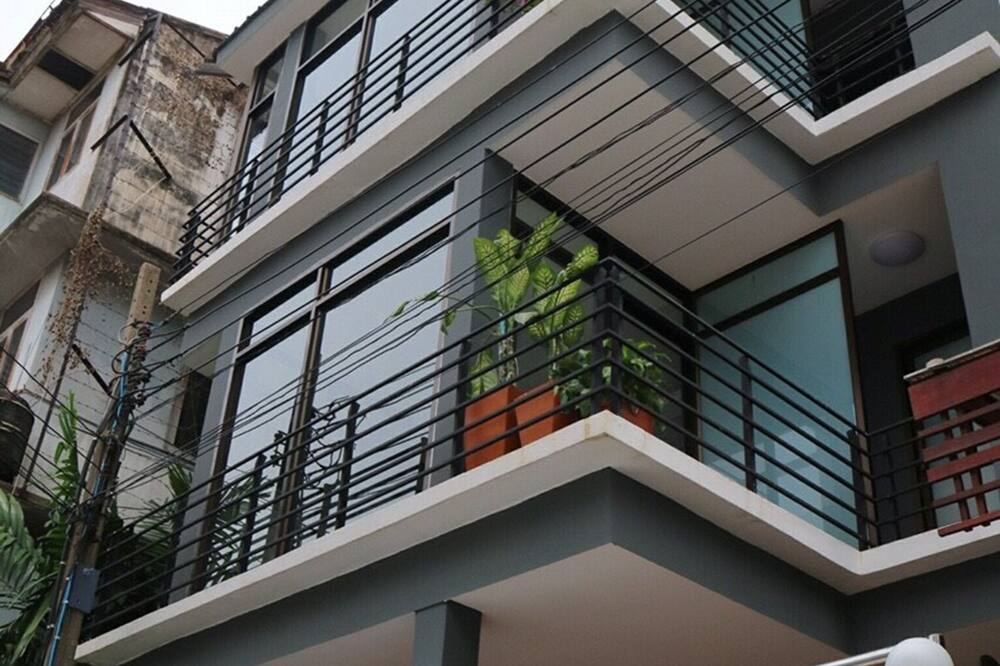 Nine Place Sukhumvit 46