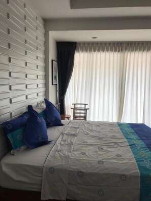 Free WiFi, bed sheets - Nine Place Sukhumvit 46 (Bangkok)