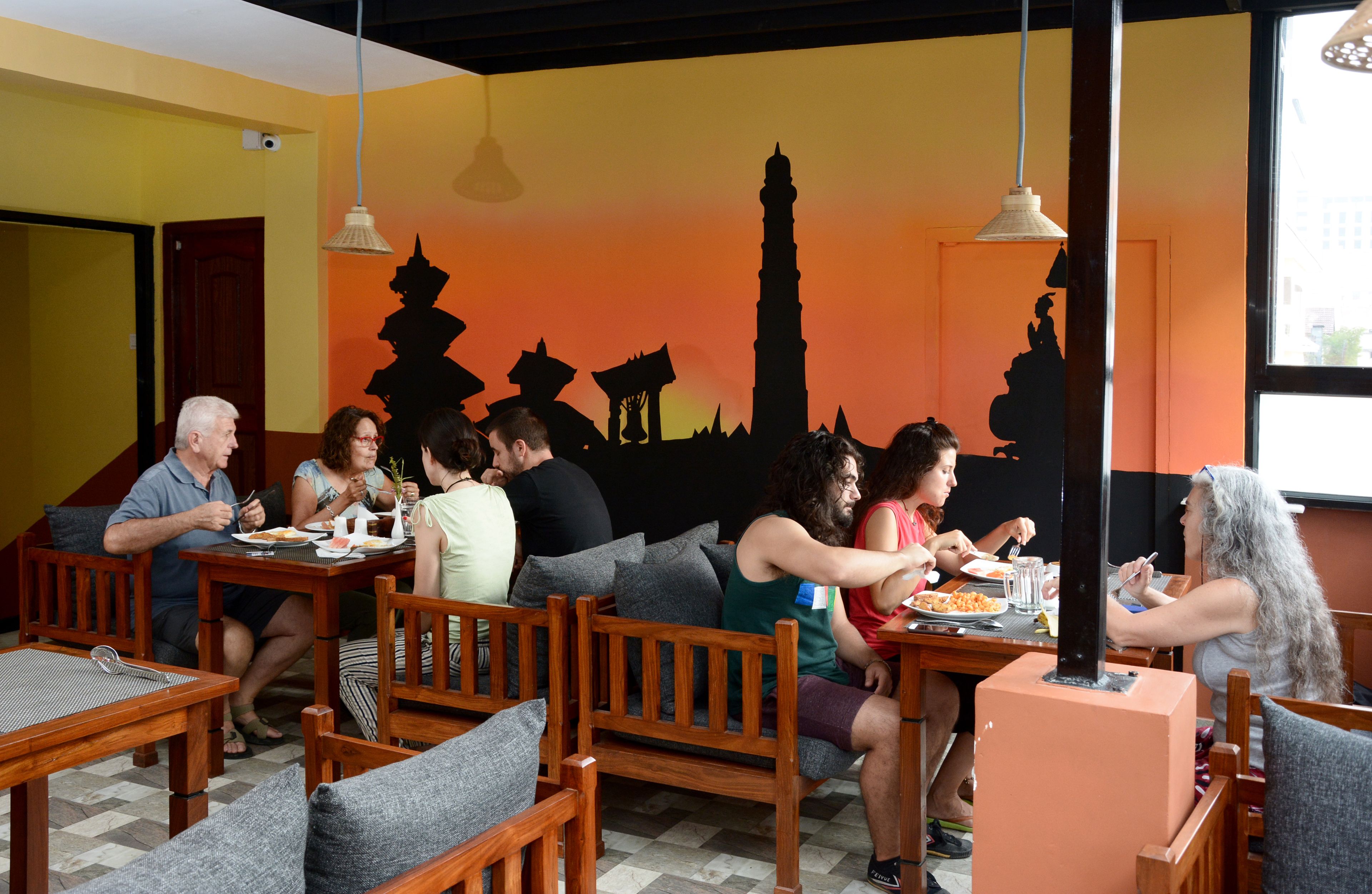 Free daily buffet breakfast