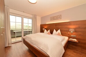 1 Schlafzimmer, Reisekinderbett, kostenloses WLAN, Bettwäsche