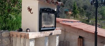 Cottage / Villa, near Monaco, Menton, Italy. 2 bedrooms, 6 people