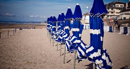 Duplex*** charm and decor, comfortable, equipped, sea 300m, ideal for 4 people