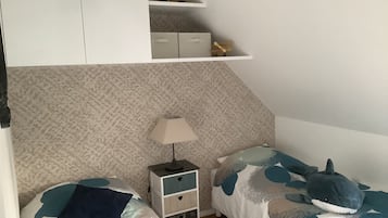 3 habitaciones, tabla de planchar con plancha y wifi gratis