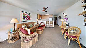 Een televisie en boeken