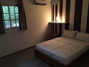 Standard Room | Free WiFi - Hospedaria Mar Azul (Luanda)