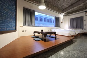 Blackout curtains, free WiFi, bed sheets - View Hostel (Hualien City)
