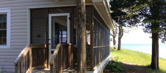 Waterfront Cottage On Candy Point:  Family-Friendly and Dog-Friendly!