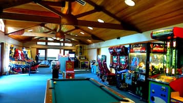 Spielezimmer