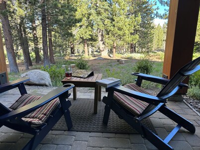 Luxury Mammoth Condo with Underground Parking and Easy Ski Access
