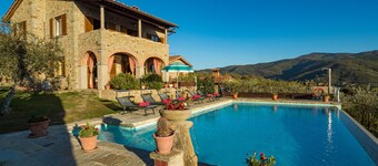 Charming Villa near Cortona