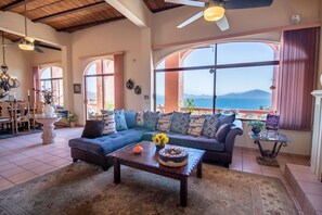 Smart TV, fireplace, DVD player, books