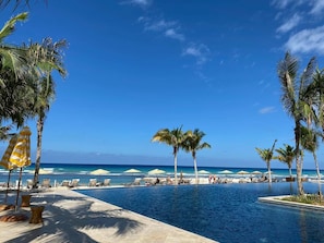 Pool - Hospitality Expert SF: Private Pool, Beach, Chef (Montego Bay)