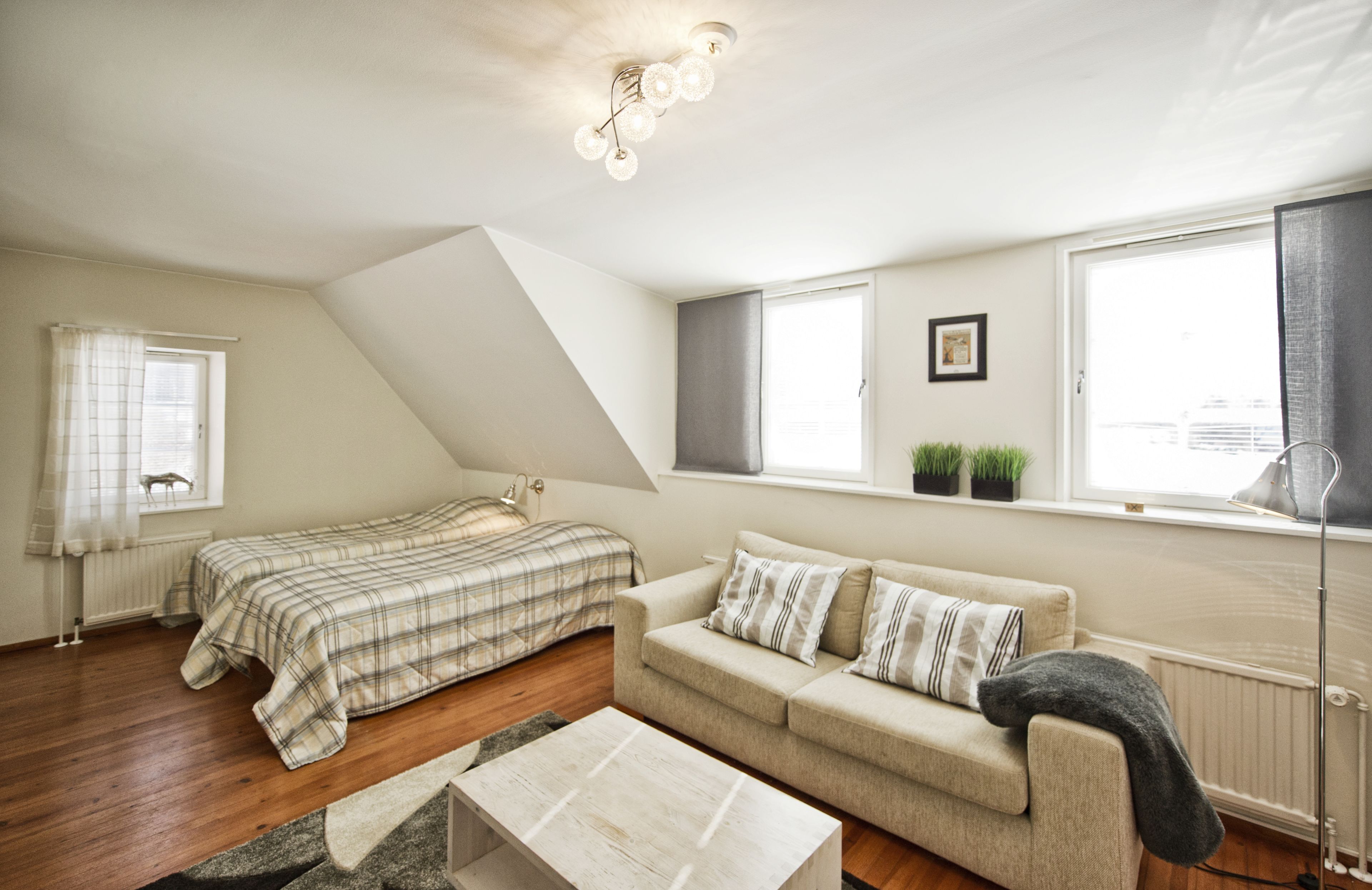 apartment, 3 bedrooms, annex building | individually decorated, individually furnished, iron/ironing board