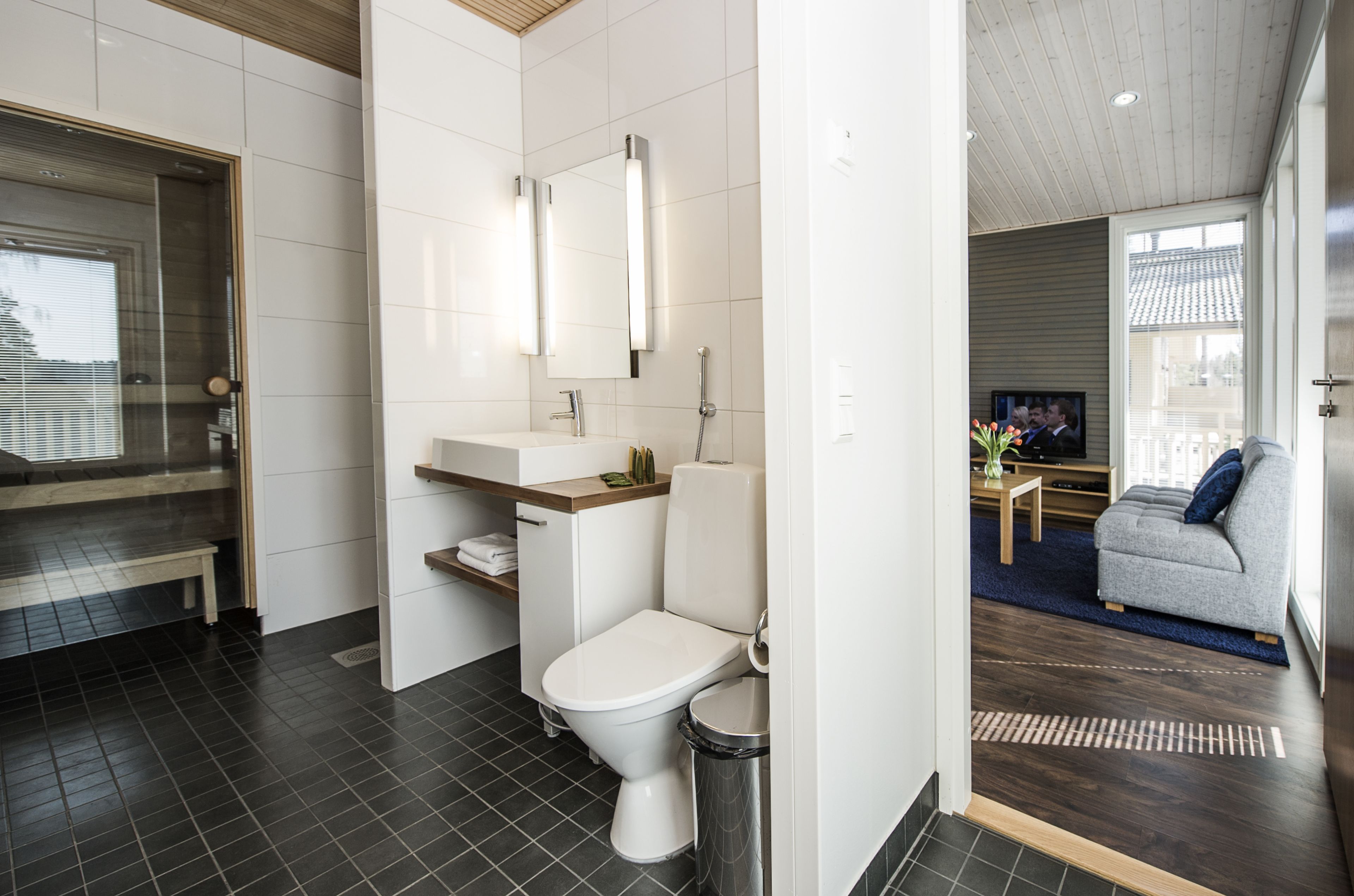 villa, sauna, annex building | bathroom | shower, free toiletries, hair dryer, towels