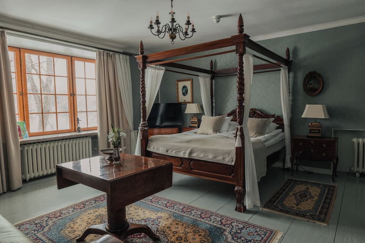 Junior Suite | Individually decorated, individually furnished, iron/ironing board