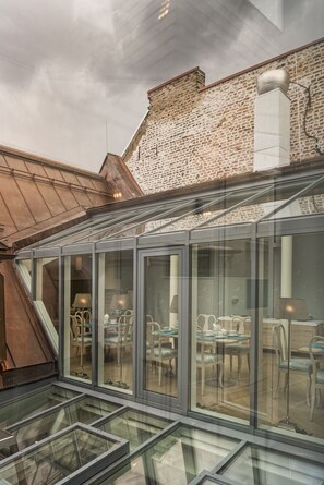 TĂ€gliches FrĂŒhstĂŒcksbuffet (20 EUR pro Person)