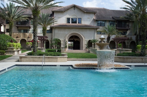 Luxury 1 Bedroom Condo in World Golf Village King and Bear St Augustine