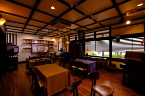 Cafe - Good Stay Mizuho (Usa)
