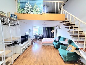 Family Duplex, 2 Bedrooms, Pets allowed, Lake View | 1 bedroom, premium bedding, down duvets, individually decorated - Like U (Goyang)