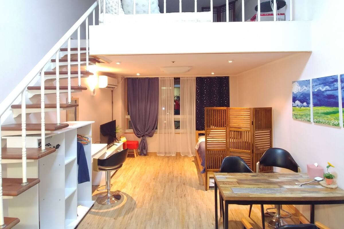 1 bedroom, premium bedding, down duvets, individually decorated