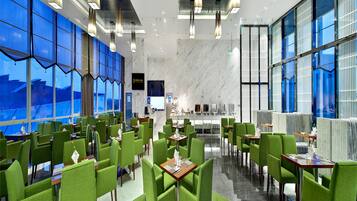 Breakfast, lunch and dinner served