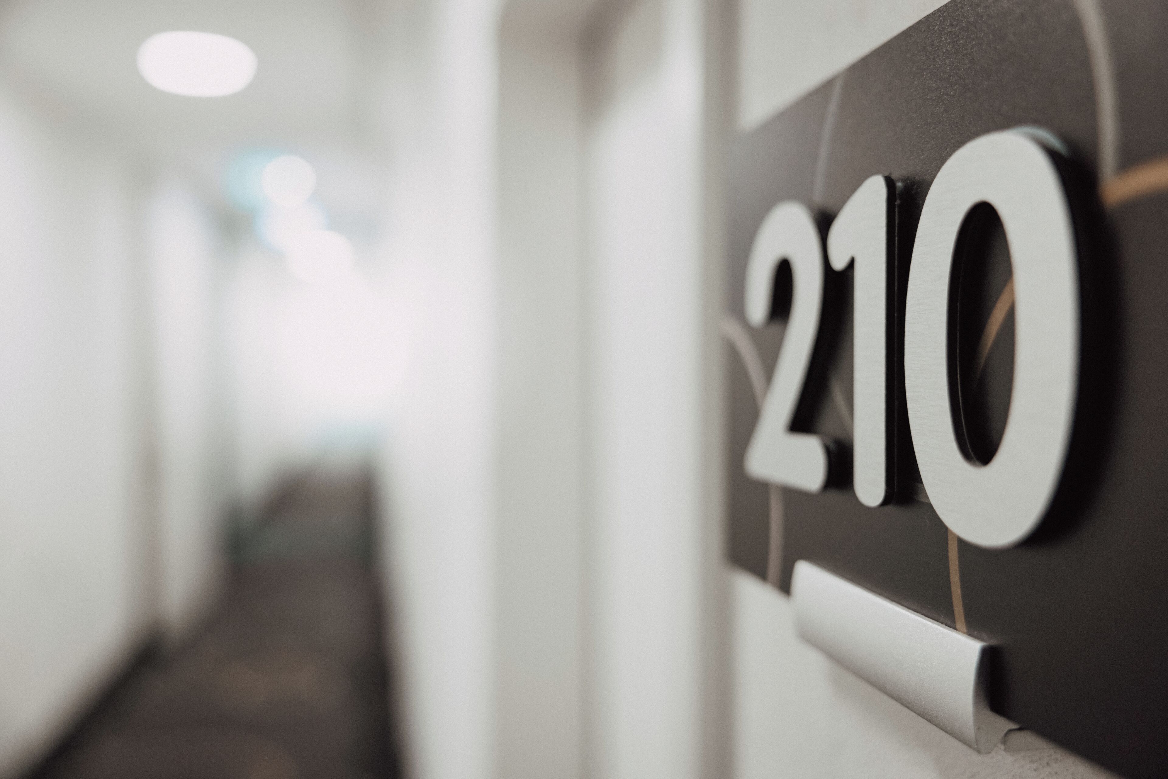 premium bedding, in-room safe, desk, free wifi