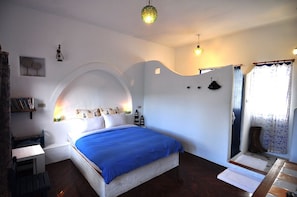 Superior Double Room (Greek, Star) | Desk, blackout drapes, soundproofing, rollaway beds - Kenting Little Path B&B (Hengchun)