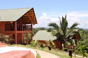 Family Room | Terrace/patio - Oasis Lodge (Fenoarivo Atsinanana)