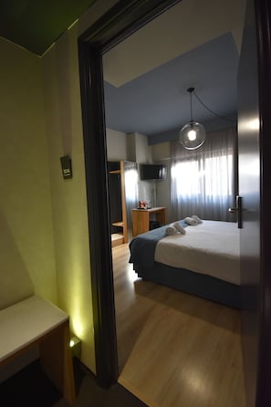 Standard Double or Twin Room | Interior