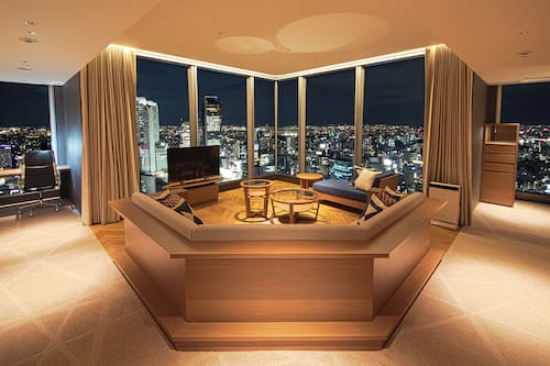 Premium Corner King with Nagoya Station View & Club Lounge Access Non Smoking | Premium bedding, down comforters, in-room safe, blackout drapes