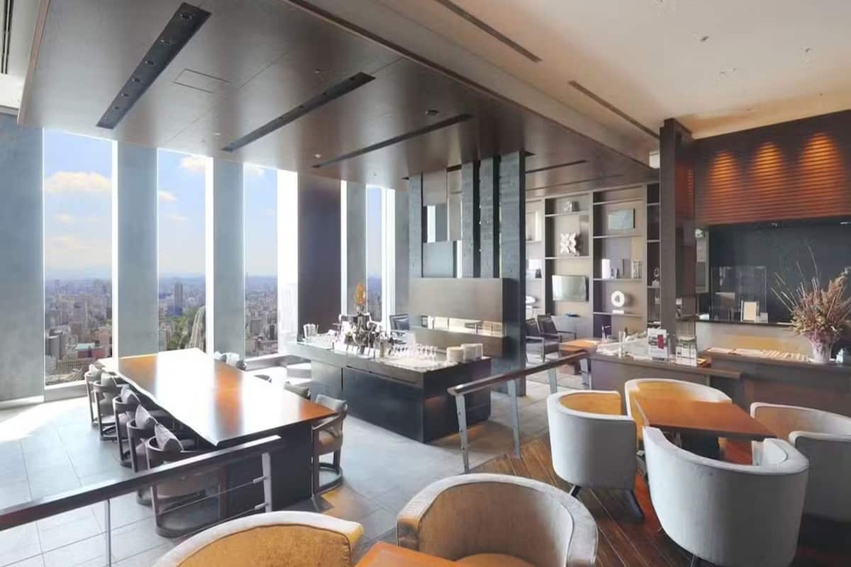 Superior King with Nagoya Station View & Club Lounge Access Non Smoking