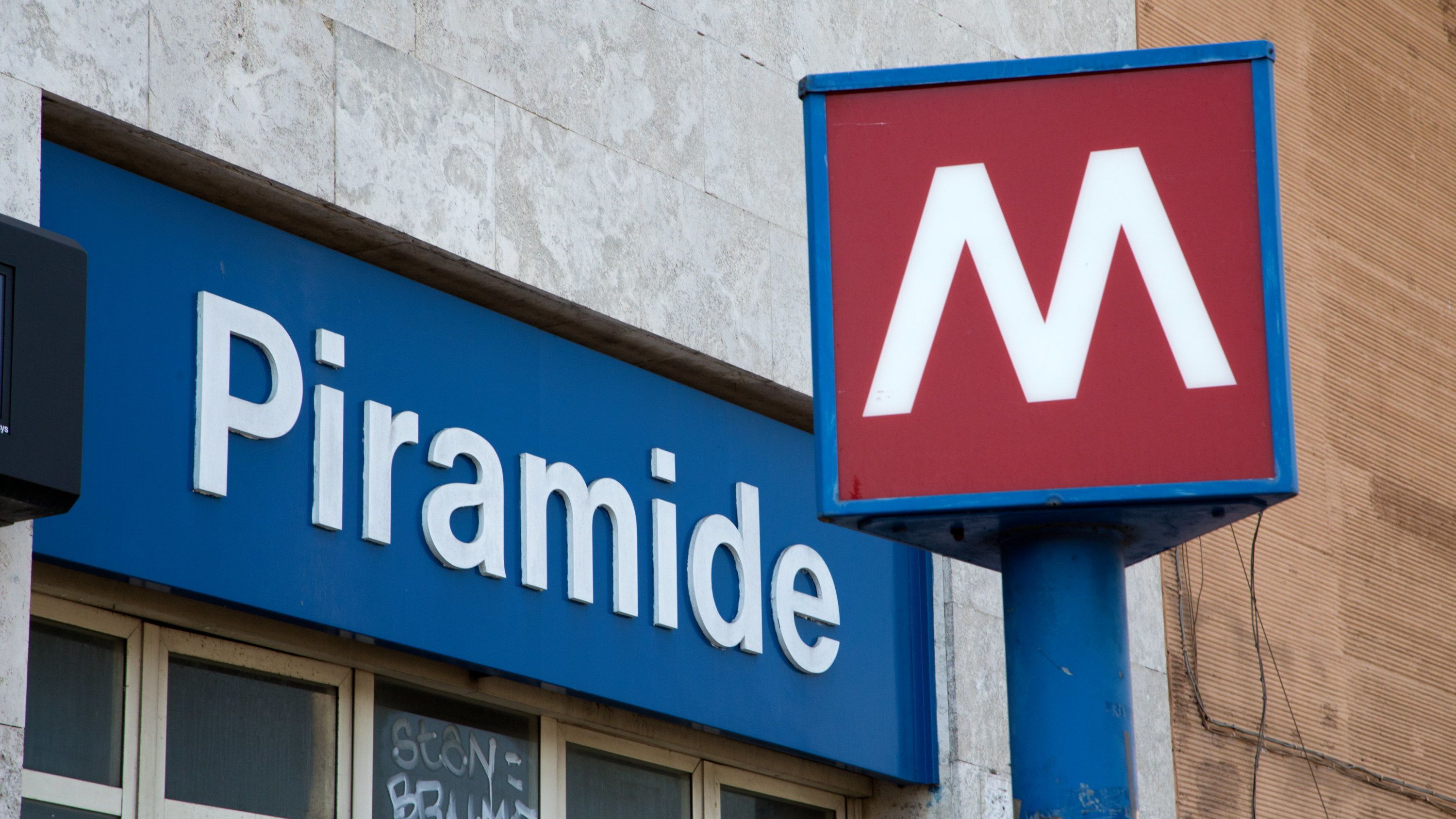 Photo - Crossroad Hotel