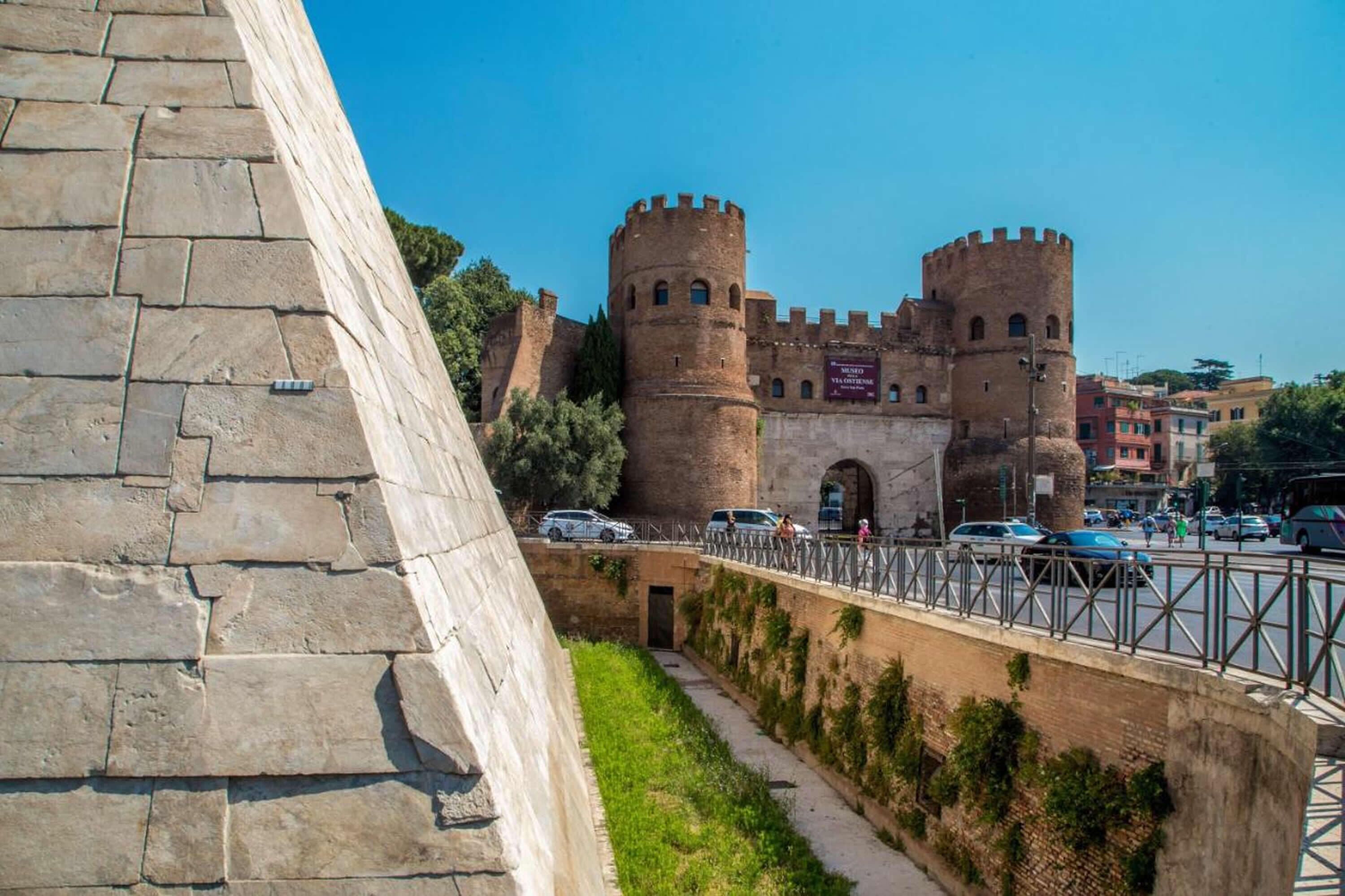 Photo - Crossroad Hotel