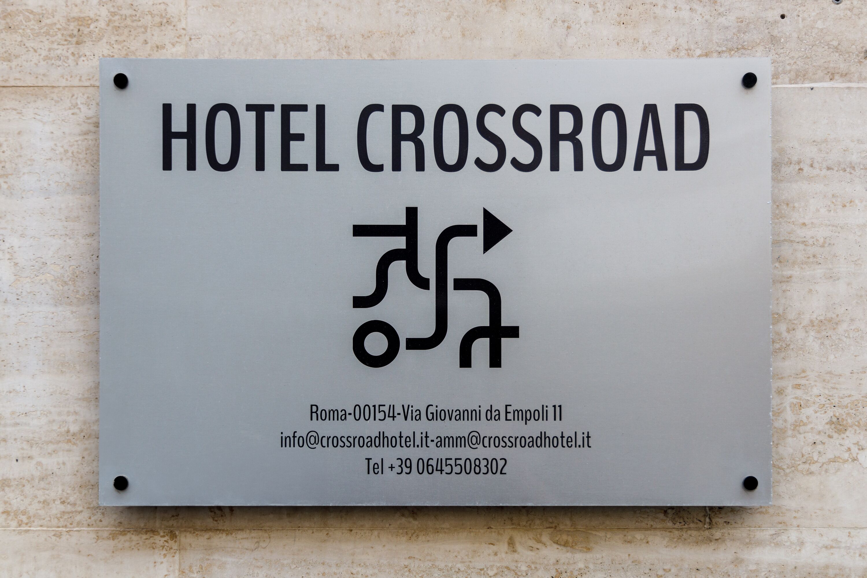 Photo - Crossroad Hotel