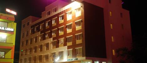 Front of property - evening/night