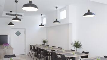 Gratis frukostbuffé varje dag