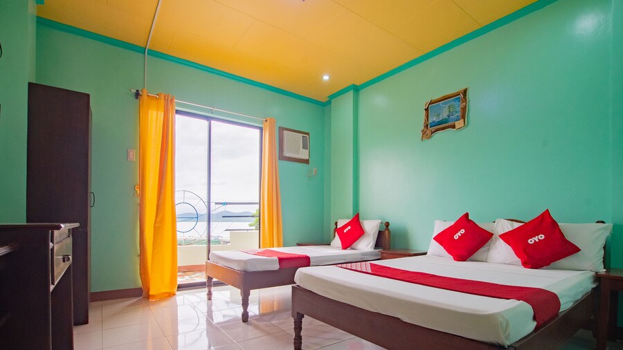 OYO 554 Dad’s Bayview Pension