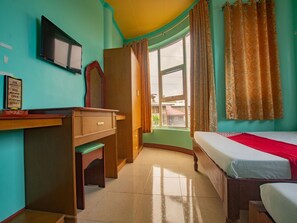 Estudi en suite familiar | Wifi gratuïta i roba de llit 