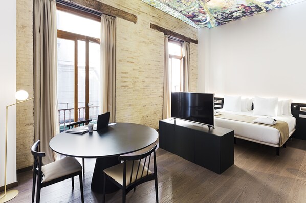 Minibar, in-room safe, desk, blackout drapes