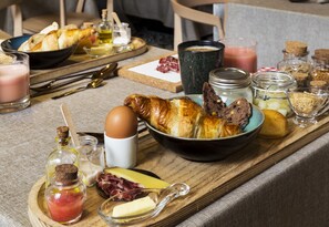 Daily local cuisine breakfast (EUR 14 per person)