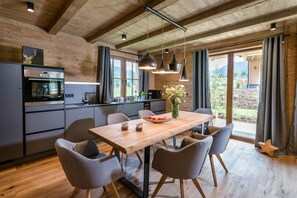 Luxury Chalet, 3 Bedrooms, Sauna, Mountain View | 1 bedroom, Egyptian cotton sheets, premium bedding, minibar - LA SOA Chalets & Eventlodge (Schattwald)