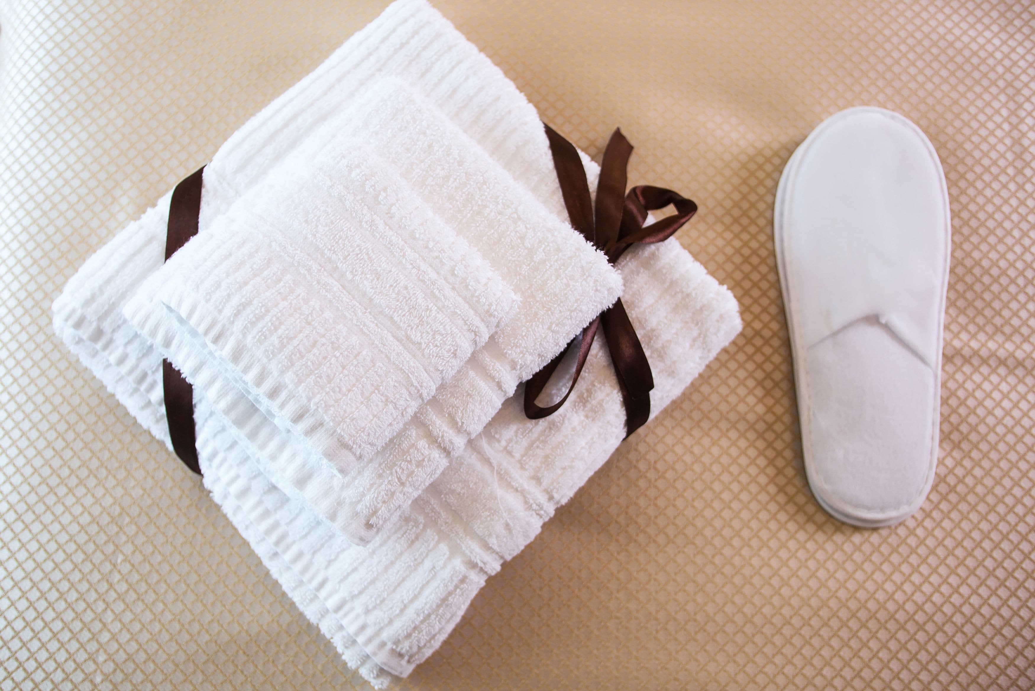 shower, free toiletries, hair dryer, slippers