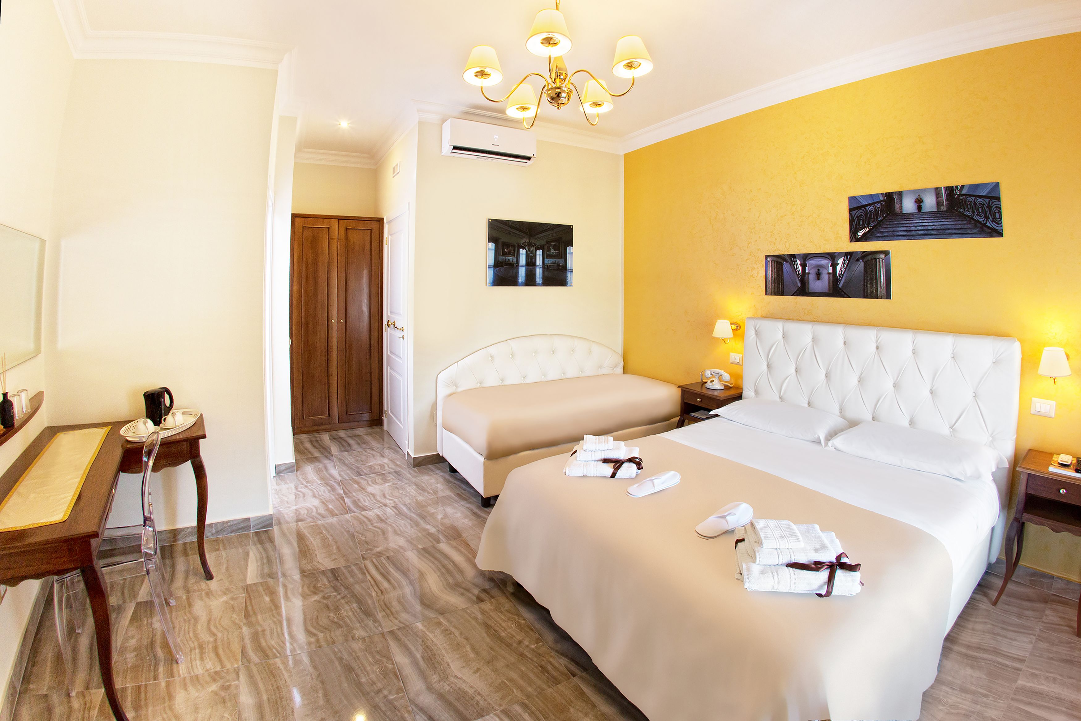 1 bedroom, premium bedding, minibar, in-room safe