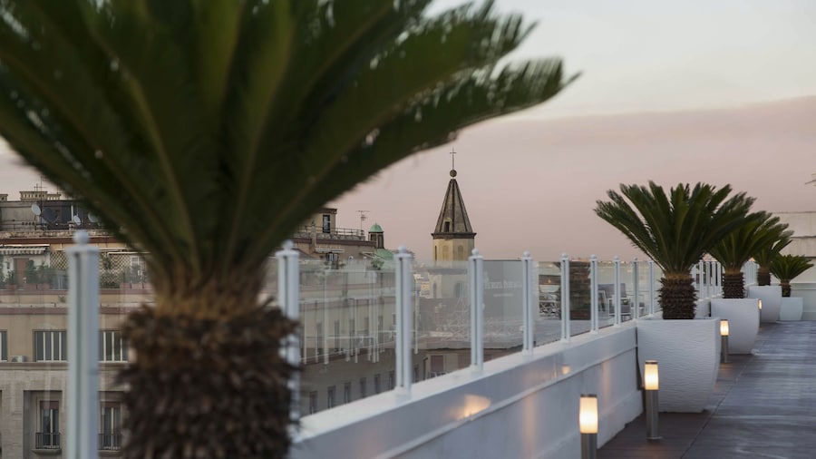 NeapolitanTrips Hotel