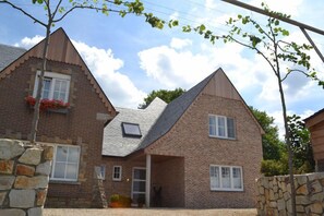 Front of property - Wisteria (Herne)