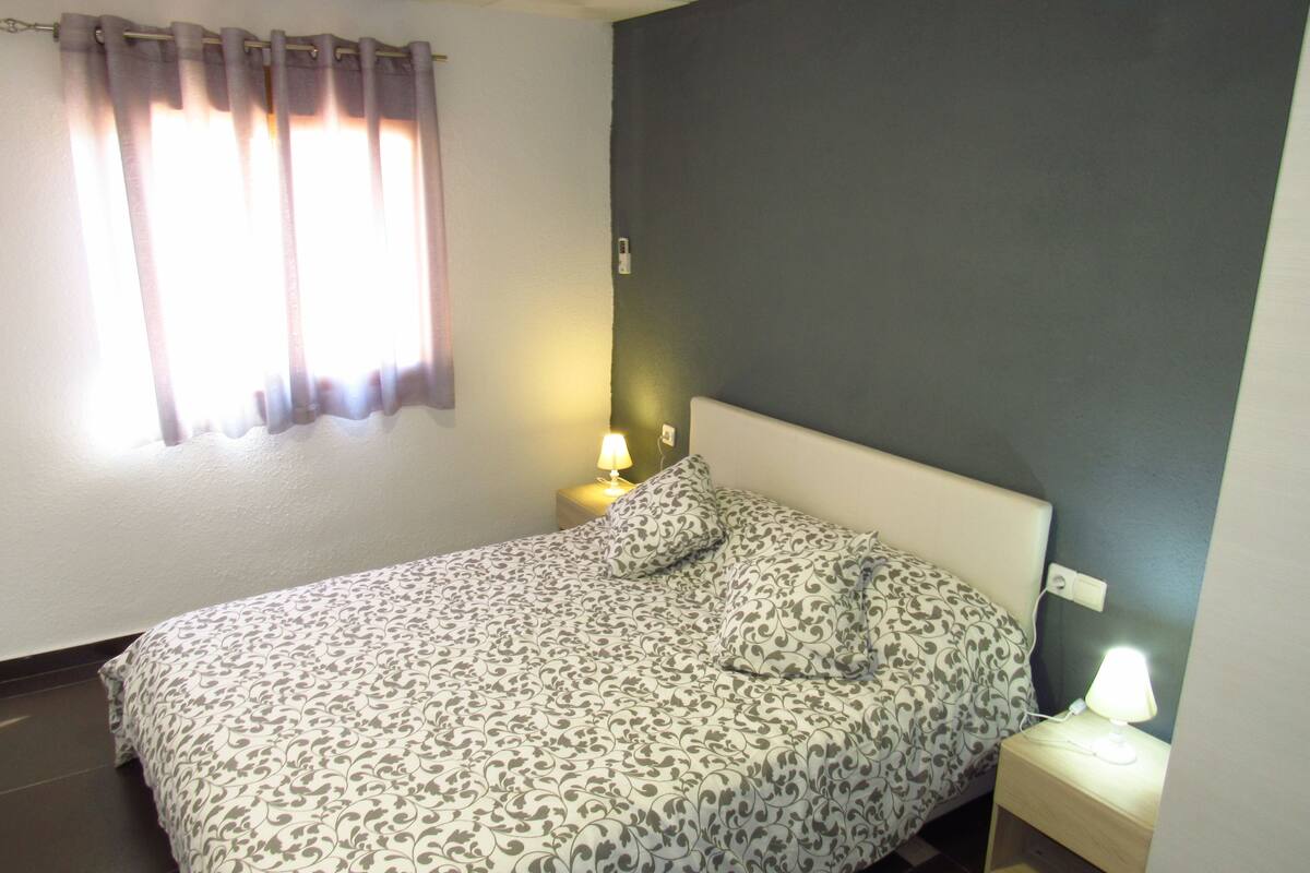 6 bedrooms, in-room safe, individually decorated, desk