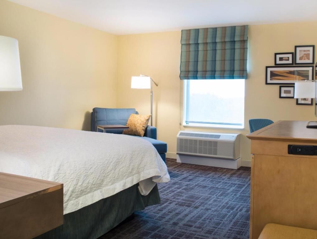 In-room safe, desk, blackout drapes, soundproofing