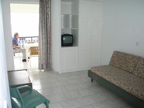 Soundproofing, WiFi, wheelchair access