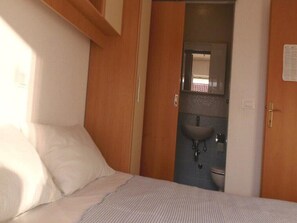 Room - Apartments Jela (Makarska)
