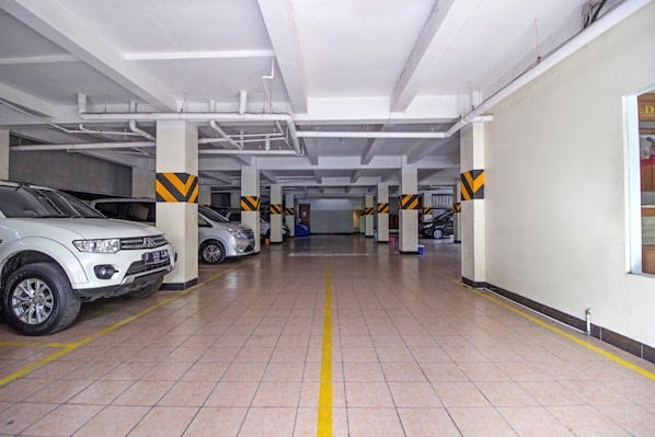 Free self parking